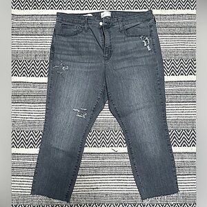 Universal thread, Distressed Gray Jeans